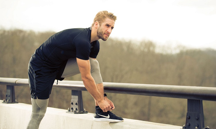 Shawn Booth wiki, bio, age, net worth, bachelor, meal, workout, college